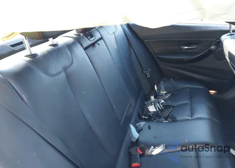 2014 BMW 328I xDrive z USA, uszkodzony, nr VIN WBA3B3G54ENR83962